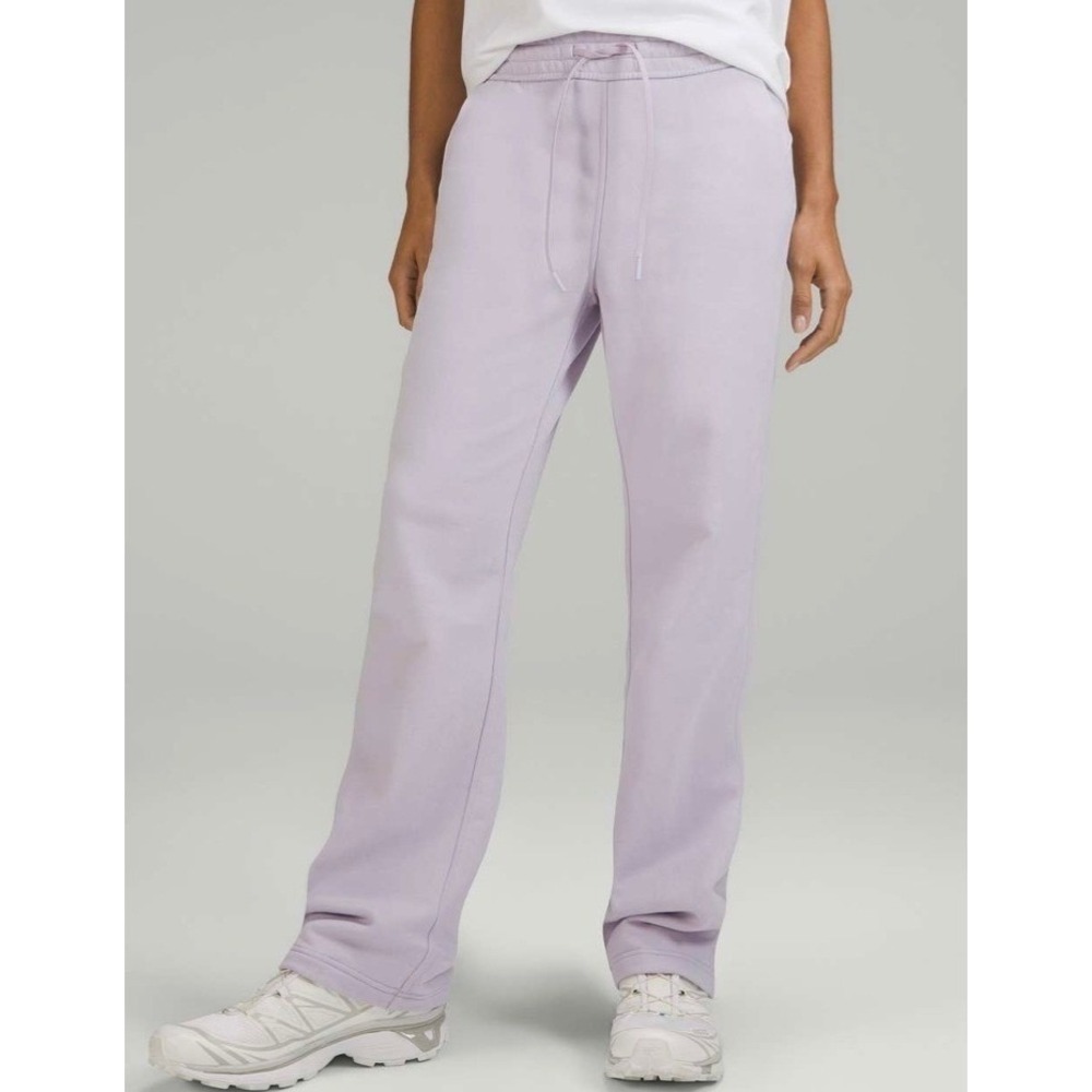 Lululemon Loungeful Straight Leg Pant Faint Lavender, Size 2